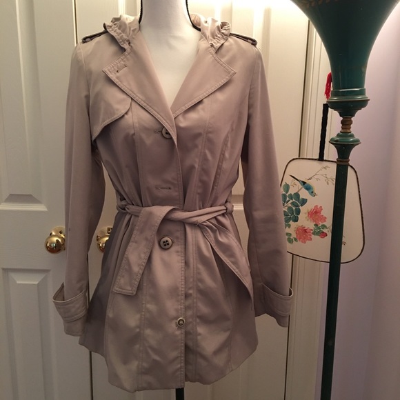 Esprit Jackets & Blazers - Esprit waterproof hood tan beige raincoat shell